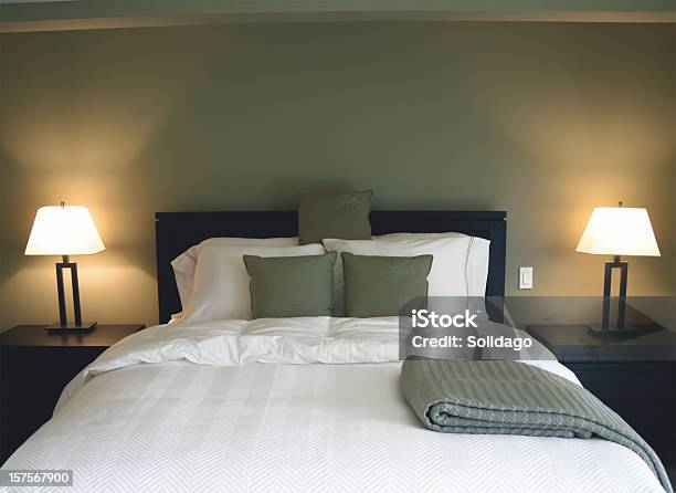 快適なベッド - ベッドのストックフォトや画像を多数ご用意 - ベッド, 掛け布団, 豪華