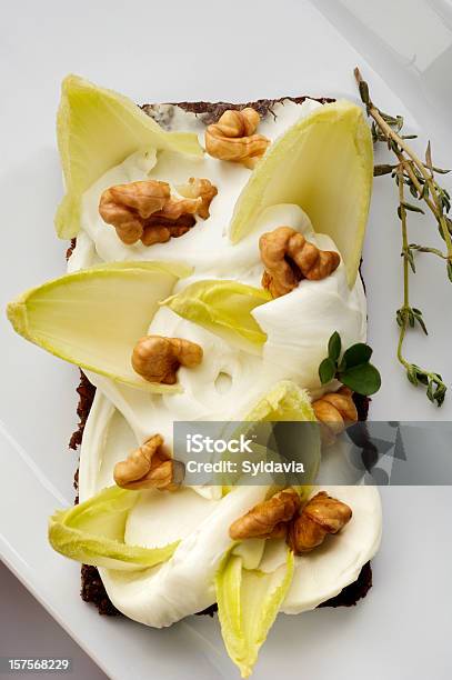 Foto de Toasted Queijo e mais fotos de stock de Endiva - Endiva, Alimentação Saudável, Comida