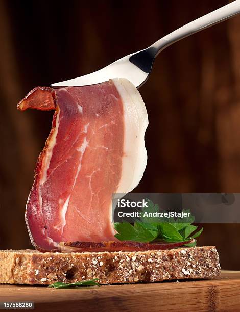 Sandwich Al Prosciutto - Fotografie stock e altre immagini di Carne - Carne, Cibo, Composizione verticale