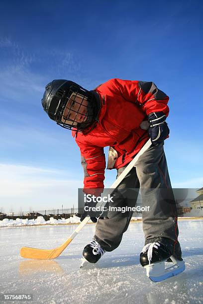 Youngice Hockey Player Stockfoto und mehr Bilder von Kind - Kind, Winter, Eishockey