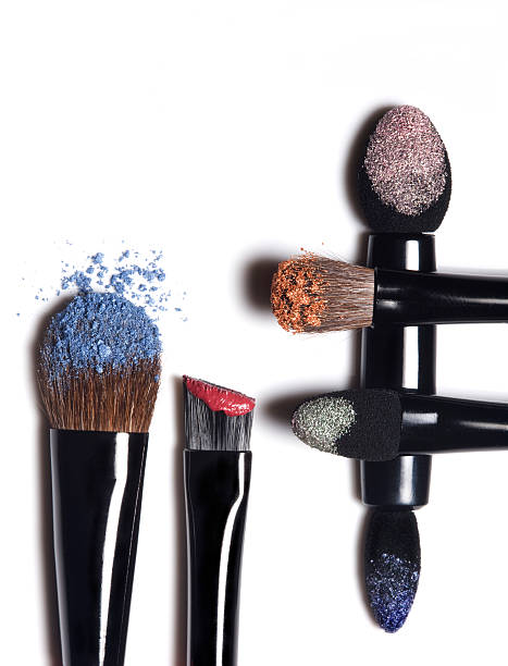 차량제조업체-up - make up brush make up work tool cosmetics 뉴스 사진 이미지