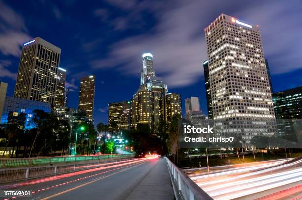 Foto de Do Centro De Los Angeles Ao Anoitecer e mais fotos de stock de Union Bank Plaza - Union Bank Plaza, Cidade de Los Angeles, Condado de Los Angeles