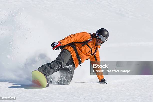 Foto de Homem De Snowboard e mais fotos de stock de Agilidade - Agilidade, Alegria, Alpes europeus
