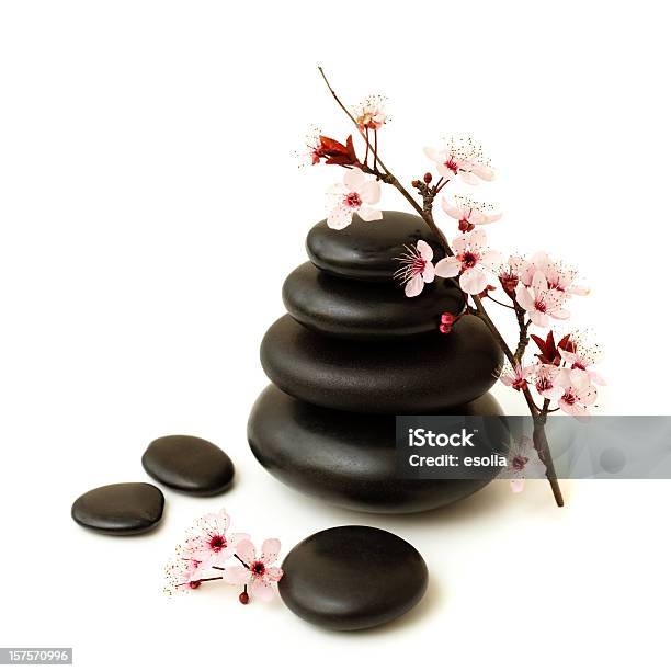 Concepto De Spa Zen Foto de stock y más banco de imágenes de Terapia Lastone - Terapia Lastone, Color - Tipo de imagen, Conceptos y temas