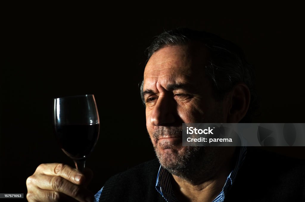 Pasión por vino - Foto de stock de Adulto libre de derechos