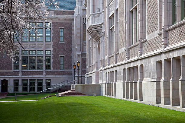 istock University of Washington campus 157571417