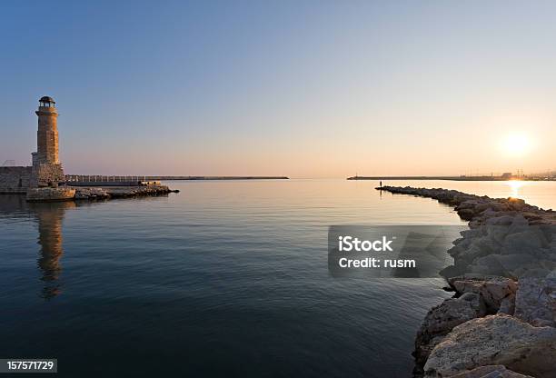 Alba Di Isola Di Creta Grecia - Fotografie stock e altre immagini di Creta - Creta, Pescatore - Ruolo sociale, Acqua