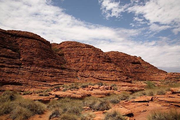 krajobraz kings canyon - alice springs australian culture desert kings canyon zdjęcia i obrazy z banku zdjęć