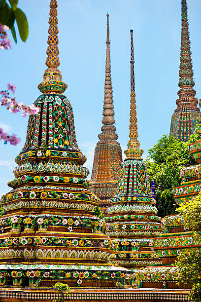 wat pho - wat pho foto e immagini stock