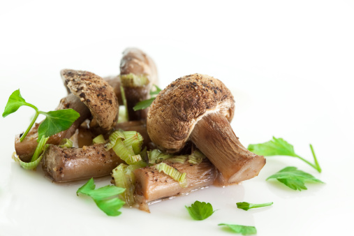 grilled mushrooms with leeks 