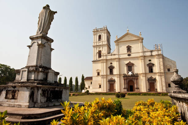istock Se Cathedral in Old Goa, India 157580023