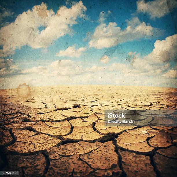 W Stylu Retro Zdjęcie Globalne Ocieplenie - zdjęcia stockowe i więcej obrazów Gleba - Gleba, Jałowy, Popękany