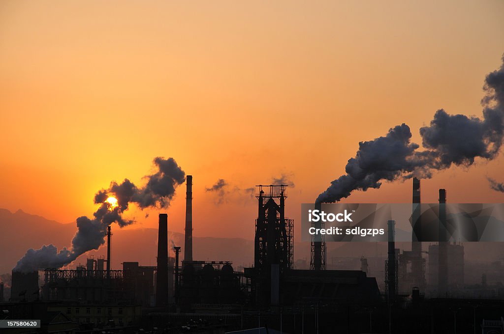 Bei Sonnenuntergang - Lizenzfrei Industrie-Ofen Stock-Foto