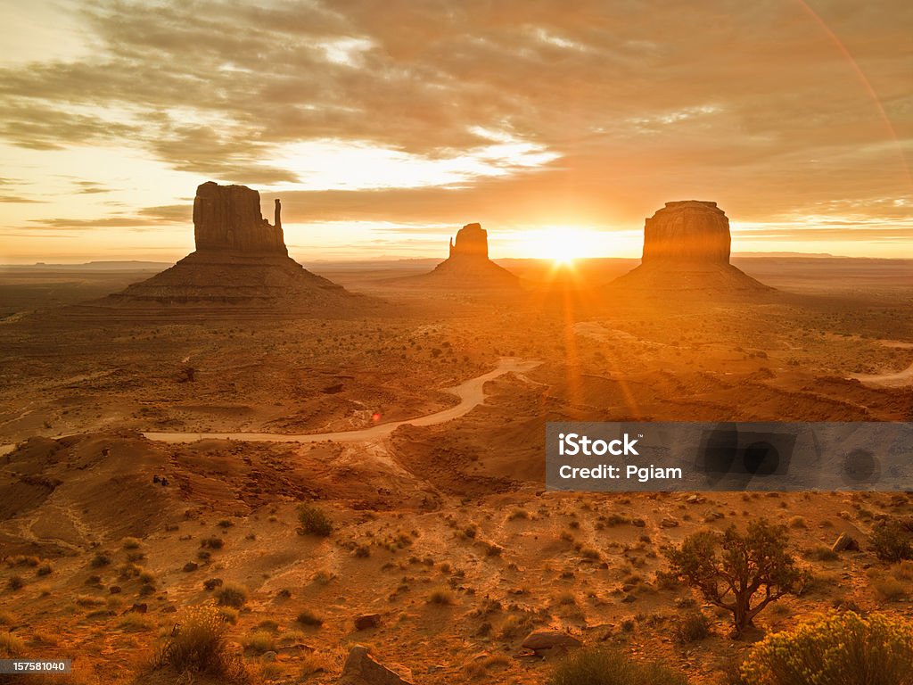 Parque Tribal de Monument Valley - Royalty-free Vale Monument Foto de stock