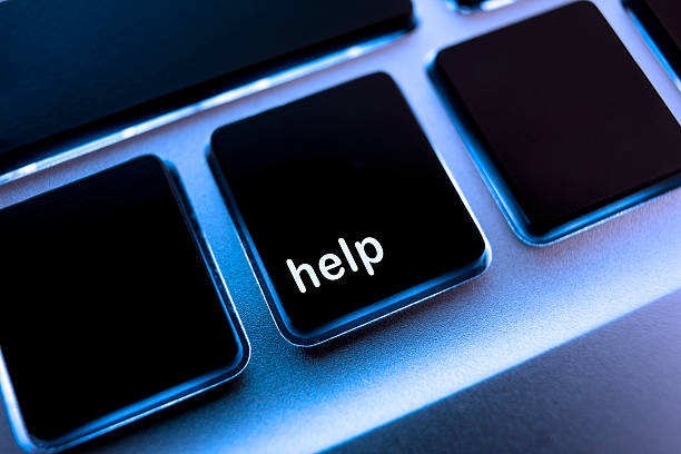 компьютер ноутбук клавиатура «помощь». - back lit computer keyboard keypad blue стоковые фото и изображения
