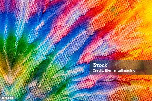 Arcobaleno Colorato Motivo Tiedye Di Sfondo O Texture - Fotografie stock e altre immagini di Tie dye