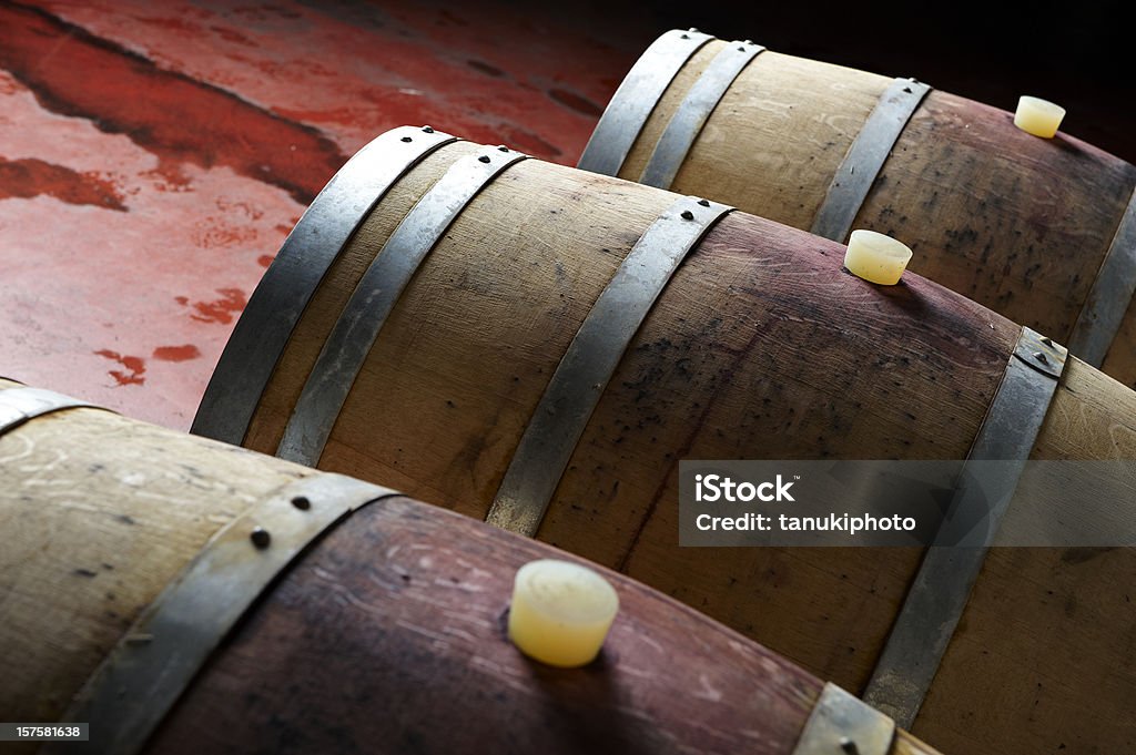 Вино баррелей - Стоковые фото Бочка для вина роялти-фри