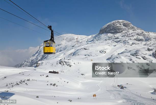 Krippenstein Bonde Áustria - Fotografias de stock e mais imagens de Alta Áustria - Alta Áustria, Ao Ar Livre, Cabo de Aço