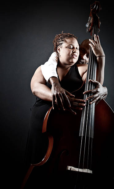 istock Sensual Jazz Couple 157584723