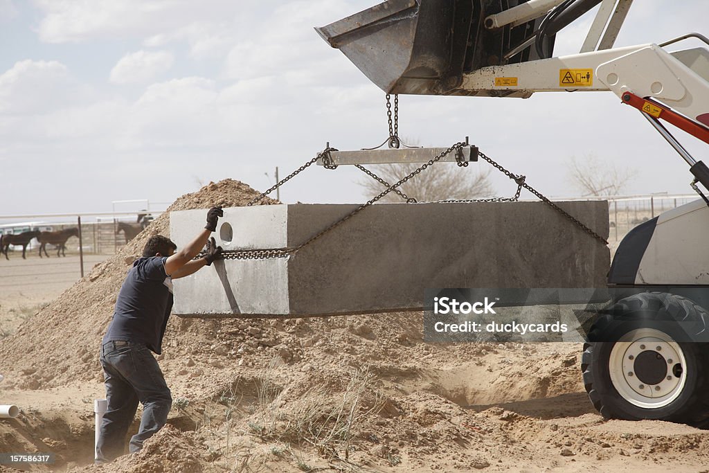 Instalar um Tanque séptico - Royalty-free Betão Foto de stock