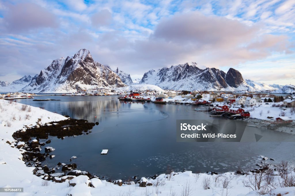 Reine, Lofoten - Foto de stock de Choupana royalty-free