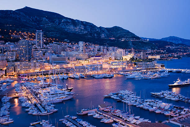 монако гавань и марина в монте-карло - monte carlo стоковые фото и изображения