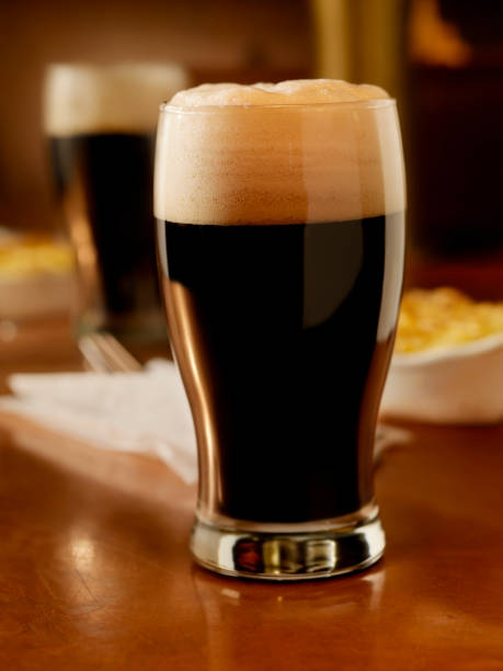 istock Pint of Stout with shepherds pie 157587589
