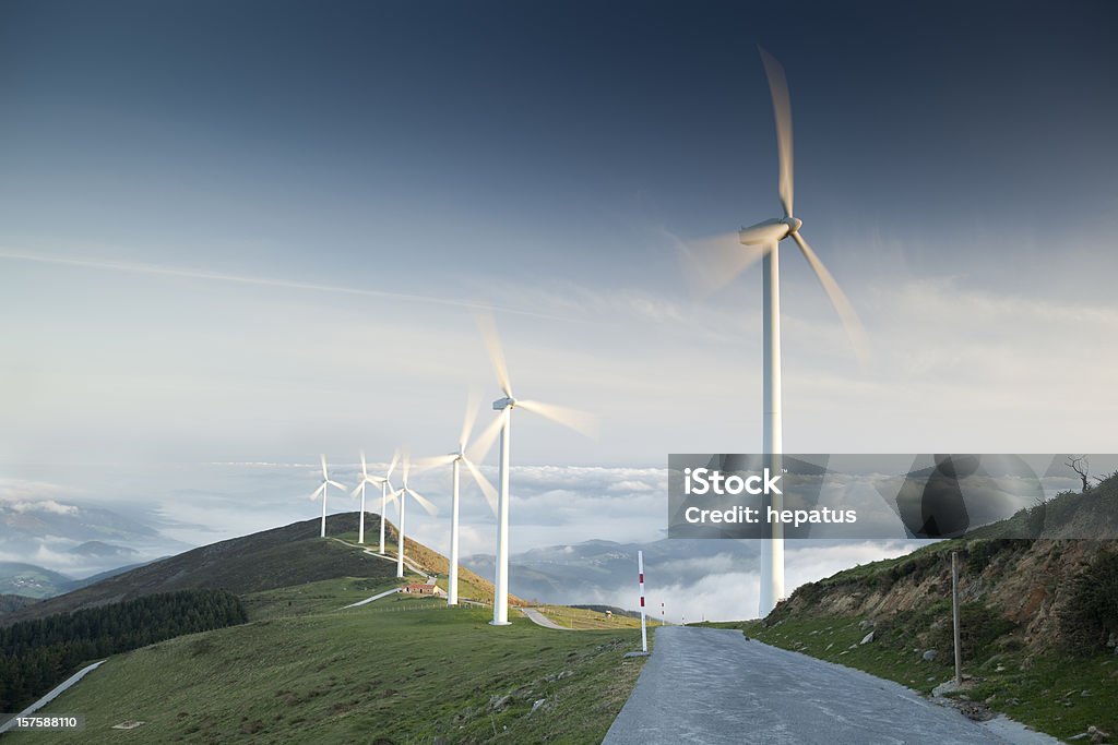 Molinos de viento - Foto de stock de Aerogenerador libre de derechos