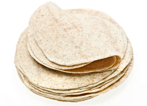 pile de blé complet des tortillas - whole wheat flour photos et images de collection