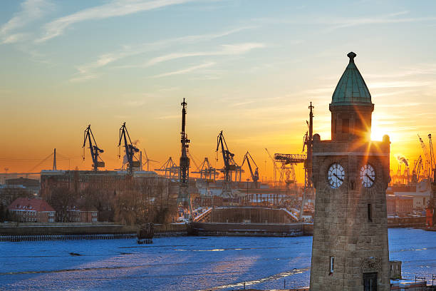 Harbour of Hamburg ( HDR )  icecap photos stock pictures, royalty-free photos & images