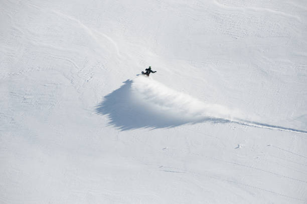 istock I love skiing in Powder snow 157589300