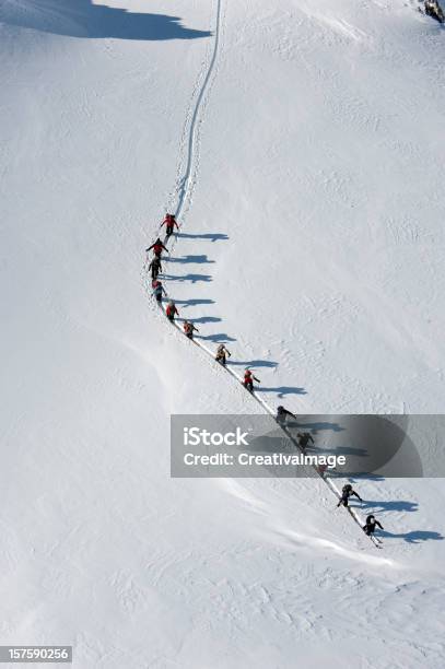 Me Encanta De Esquiar En Nieve En Polvo Foto de stock y más banco de imágenes de Vista cenital - Vista cenital, Esquí - Deporte, Montañismo