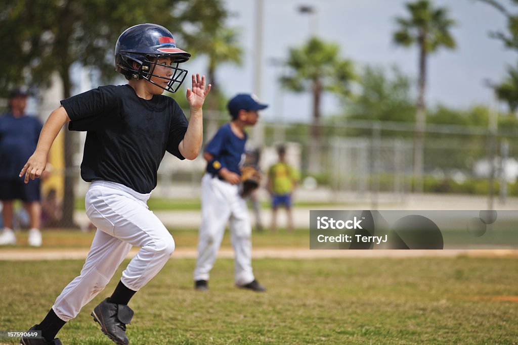 Joueur de Baseball - Photo de Ligue jeunes de baseball et softball libre de droits