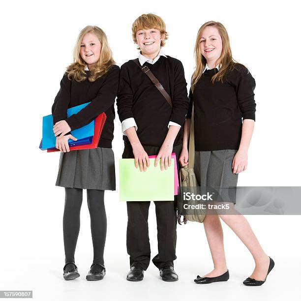 Principios Teen Estudiantes Amigos Juntos Foto de stock y más banco de imágenes de Estar de pie - Estar de pie, Niña en edad escolar, Fondo blanco