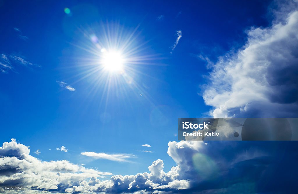 Energia solare naturale di energia - Foto stock royalty-free di Guardare in su