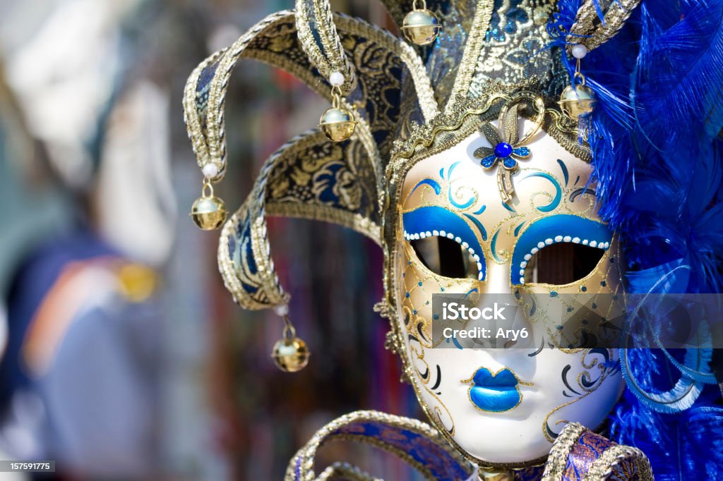 Maschera veneziana, messa a fuoco differenziale - Foto stock royalty-free di Bianco