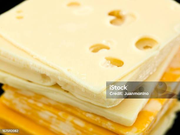 Três Tipos De Fatias De Queijo - Fotografias de stock e mais imagens de Carne - Carne, Charcutaria, Cheddar - Queijo