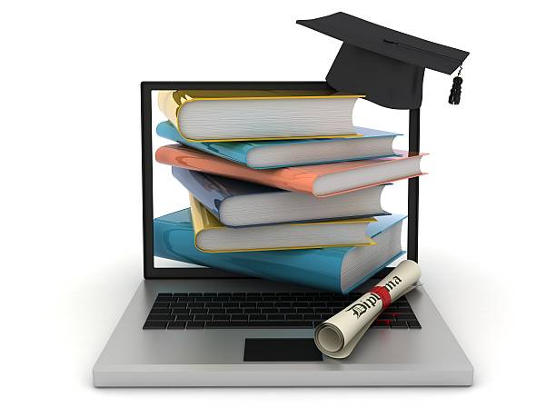 쌓다 도서, 학위증서 및 각모 랩톱 - online degree 뉴스 사진 이미지
