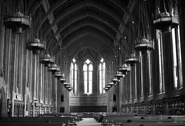 velha escola católica - ribbed vaulting imagens e fotografias de stock