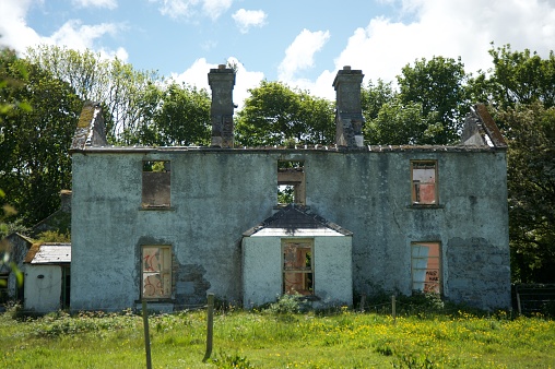 An abandoned house on the countryside of Irland.
