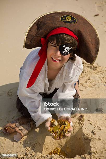 Пиратский Карибского Бассейна — стоковые фотографии и другие картинки Пират - Пират, Бандана, Береговая линия