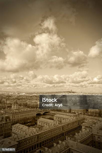 Parigi Aeiral Vista Da Notre Dame Francia - Fotografie stock e altre immagini di Ambientazione esterna - Ambientazione esterna, Capitali internazionali, Cielo