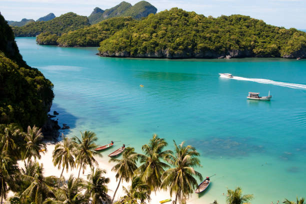 istock Beautiful paradise beach on AngThong National Park, Koh Samui, Thailand 157603644