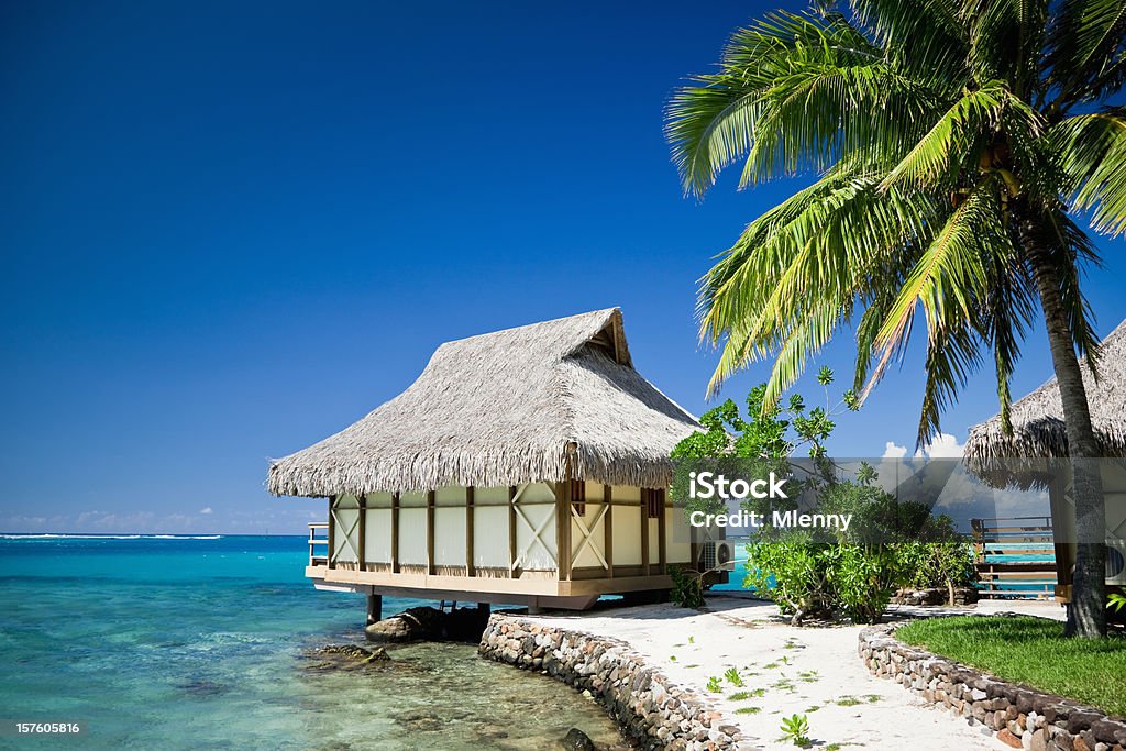 Vacanza idilliaca Hotel Resort turistico - Foto stock royalty-free di Isola di Bora Bora