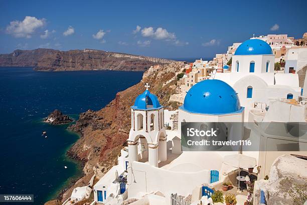 Santorin Griechenland Stockfoto und mehr Bilder von Ansicht aus erhöhter Perspektive - Ansicht aus erhöhter Perspektive, Außenaufnahme von Gebäuden, Bauwerk