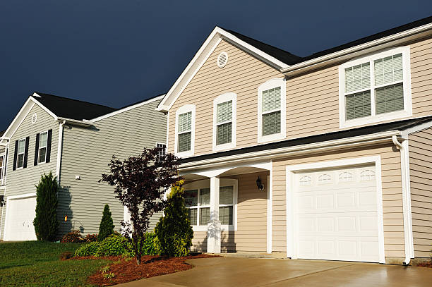 istock Suburban Neighborhood 157606817