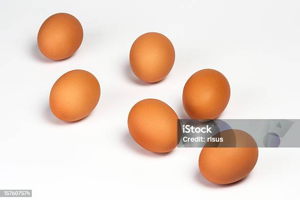 Яйца — стоковые фотографии и другие картинки Без людей - Без людей, Горизонтальный, Еда