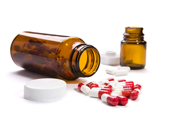 환약 - vitamin pill red pill capsule 뉴스 사진 이미지