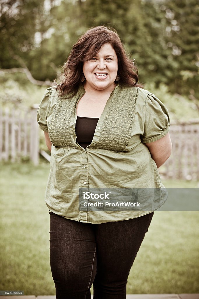 Mujer feliz sonriente - Foto de stock de Gordo - Complexión libre de derechos