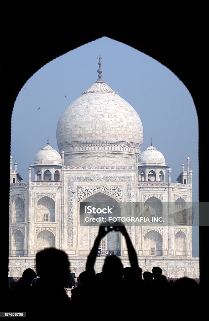 Porta di Taj Mahal - Foto stock royalty-free di Agra